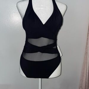 bleurodbeattie swimsuit